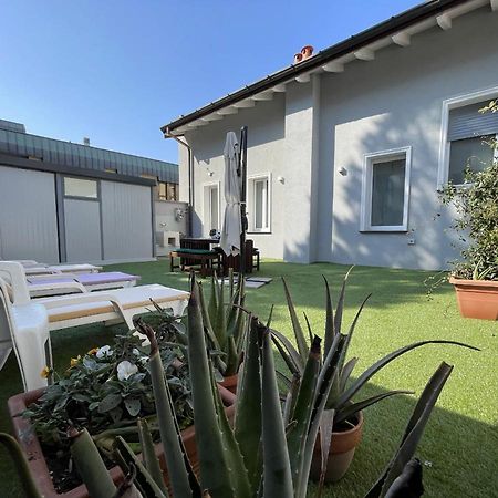 Varese Apartment Exteriör bild
