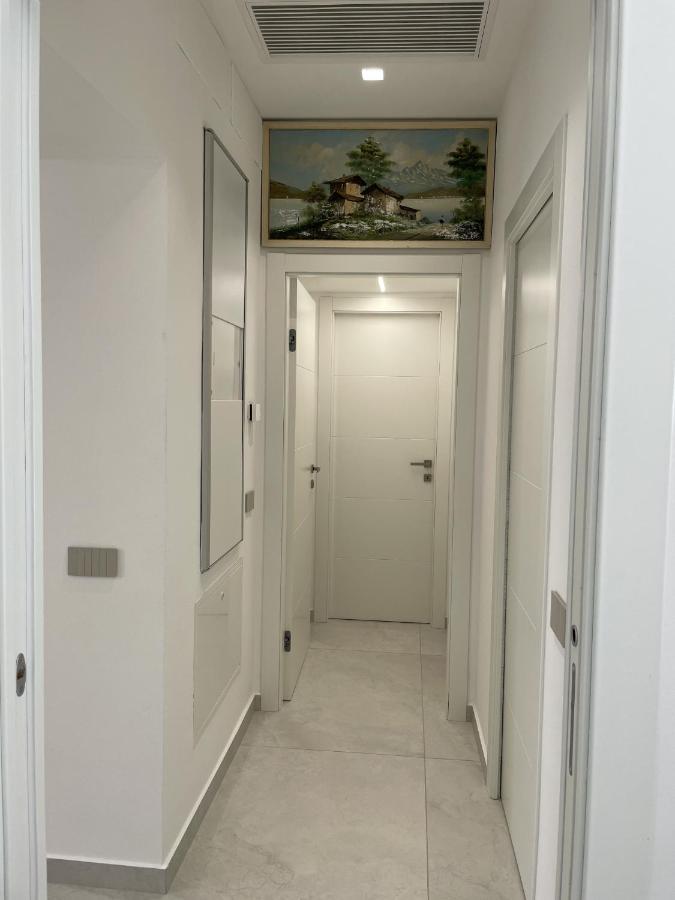 Varese Apartment Exteriör bild
