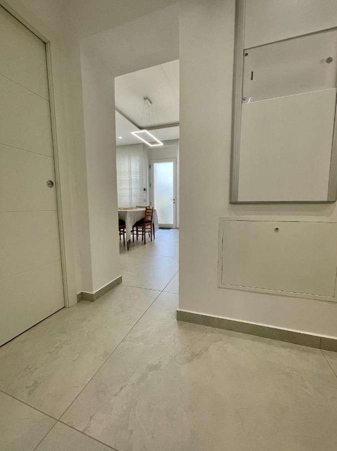 Varese Apartment Exteriör bild
