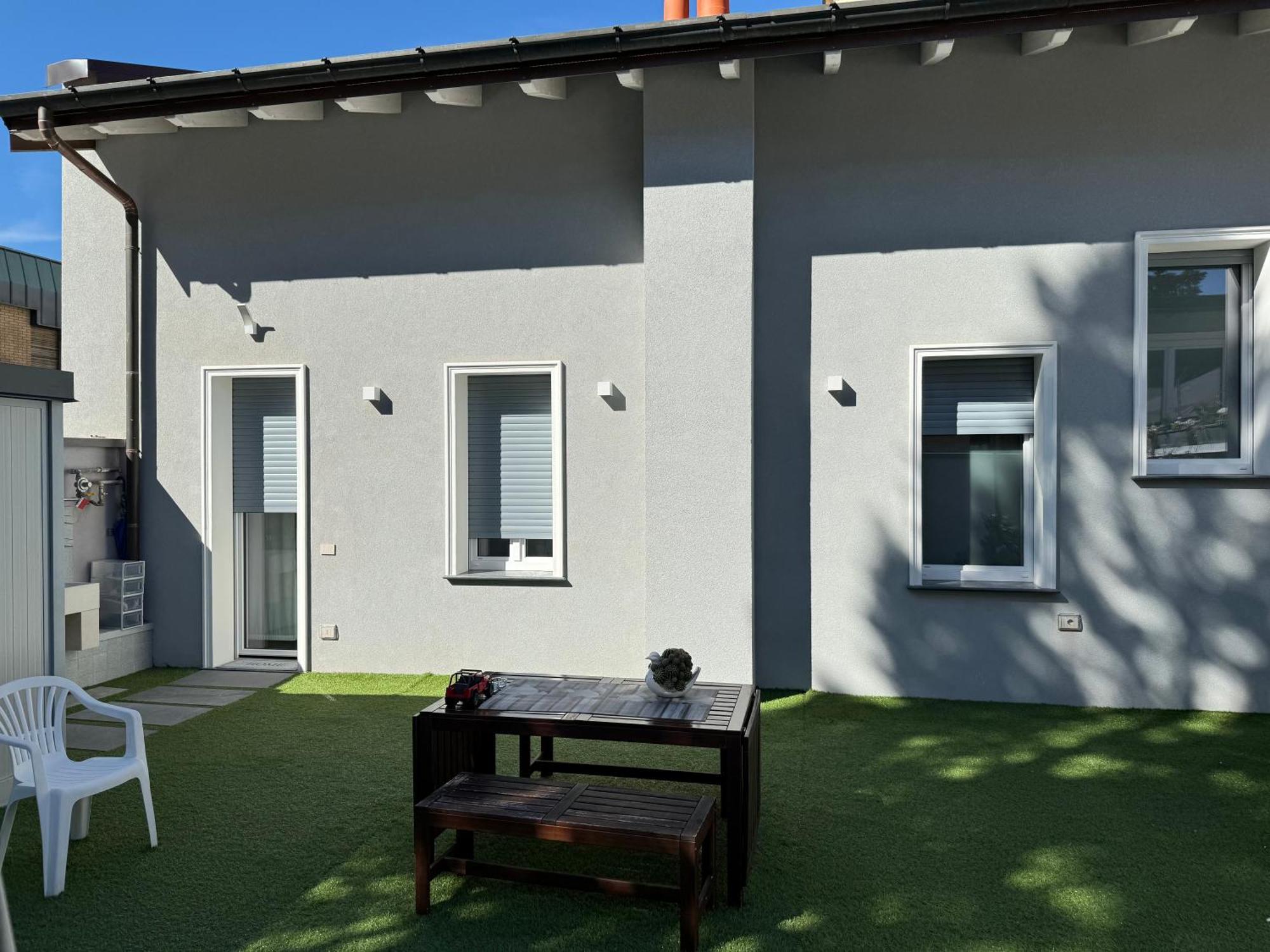 Varese Apartment Exteriör bild